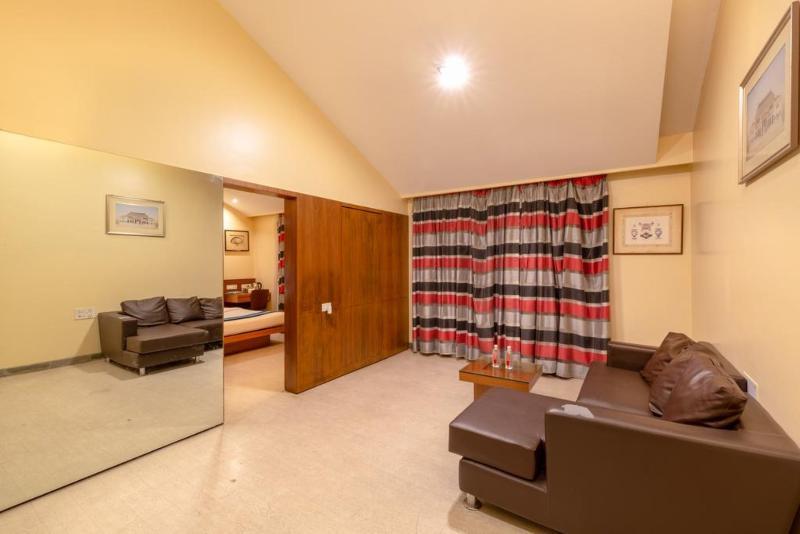 Hotel Mint Koregaon Park Пуне Екстер'єр фото
